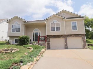 3209 S Elizabeth Ave, Independence, MO 64057