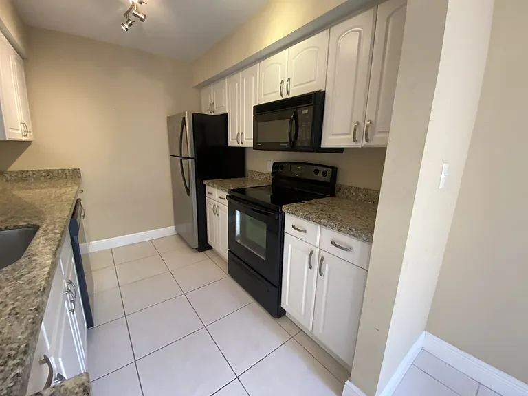 2667 NW 33rd St #2413 — Photo 7