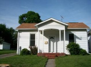 1303 Orange St, Muscatine, IA 52761