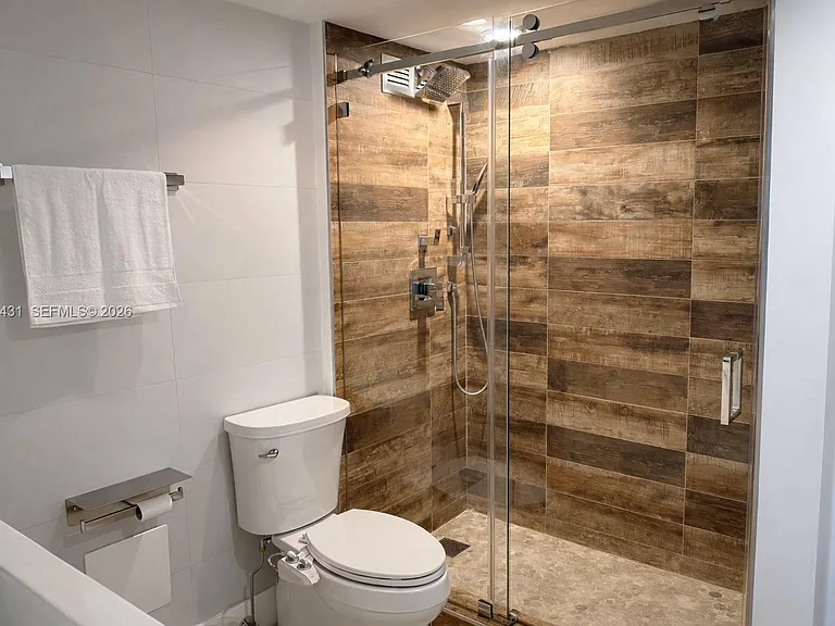 2301 Collins Ave #1501 — Photo 27
