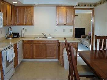 4th image of 1470 SE Walnut St APT 211