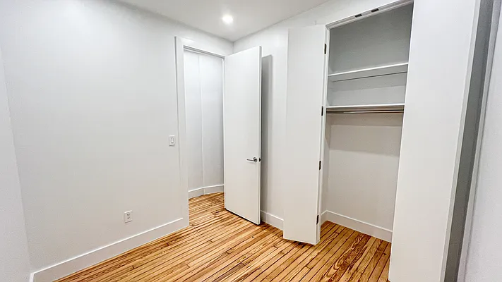 Rented by Brighton Management | media 11