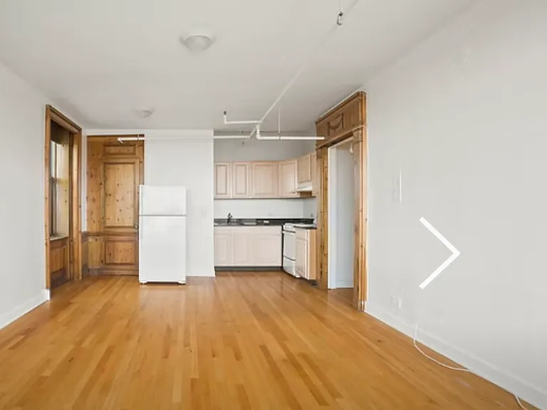 630 Church St #901 — Photo 3