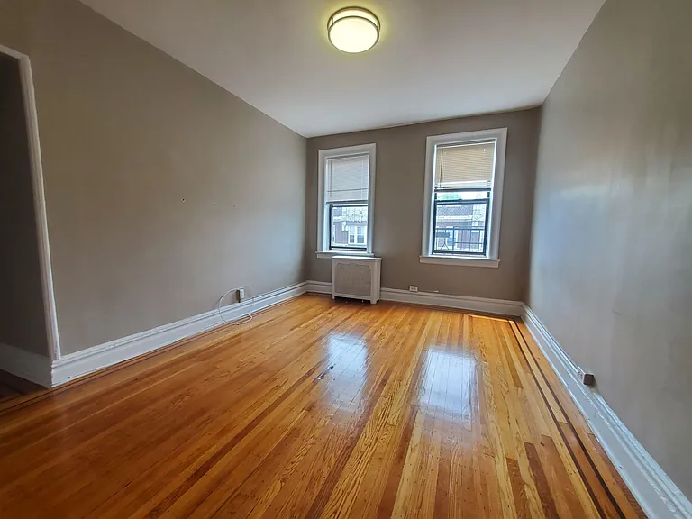 18 Kensington Ave #5G — Photo 3