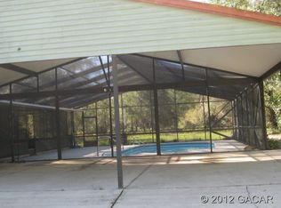 130 Howard Lake Trl, Interlachen, FL 32148