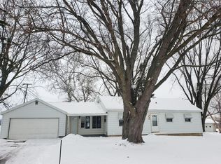 2980 Hope Rd, Cottage Grove, WI 53527