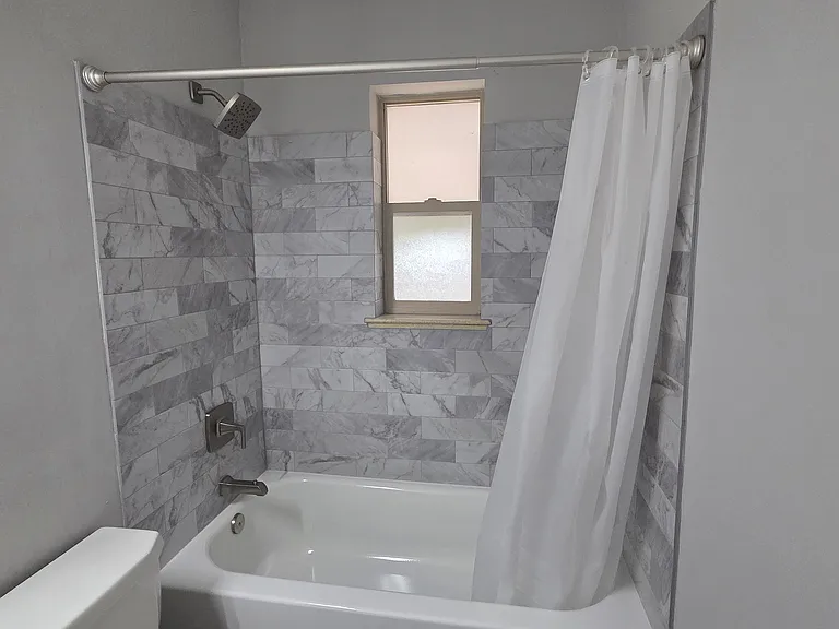 2131 S Yates St — Photo 11