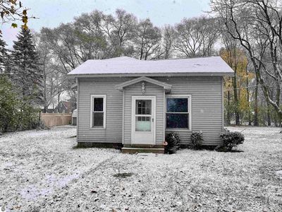 900 Elizabeth Ct, Mount Pleasant, MI, 48858