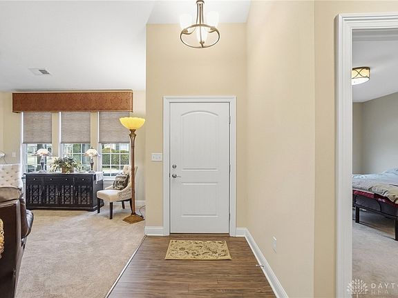 3rd image of 1315 Bourdeaux Way