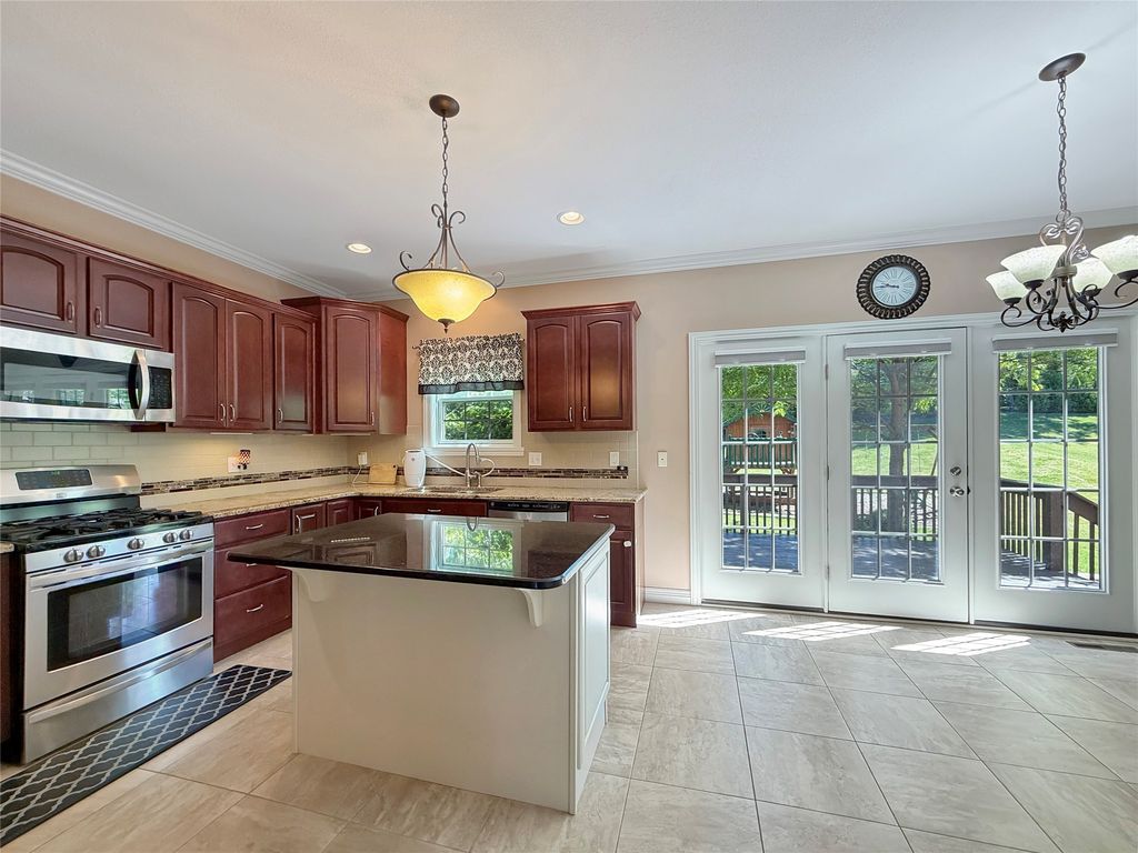 Apartment in Erie - View 3