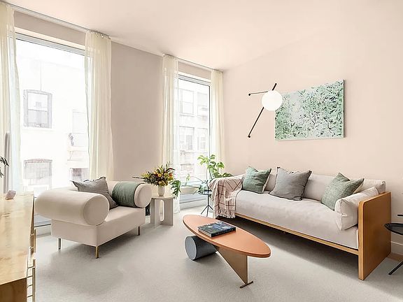 4th image of 215 W 28th St APT 4C