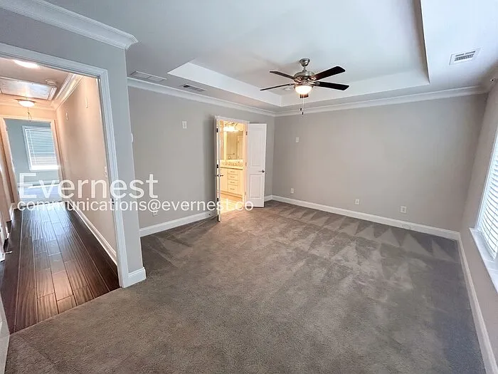 2140 Coventry Dr — Photo 10
