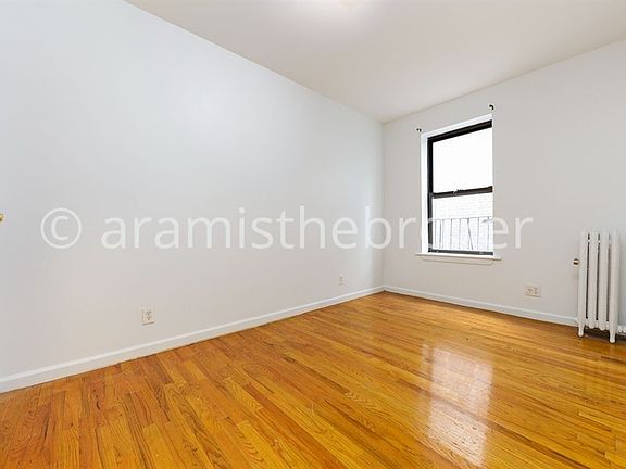 2nd image of 600 W 187th St APT 25