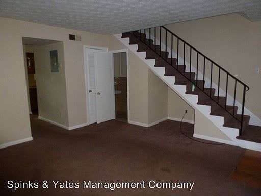 2nd image of 11 Starmount Dr