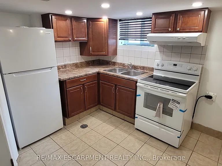 98 Limeridge Rd E #LOWER LEVEL — Photo 8