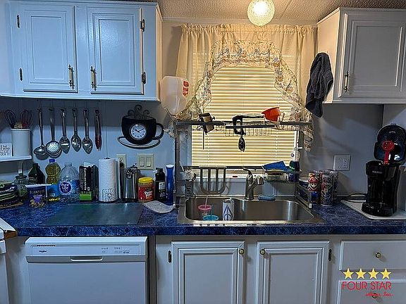 4th image of 10081 SE 22nd Ter