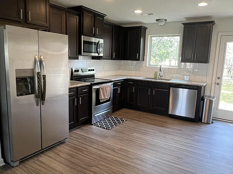 250 Spark St — Photo 1