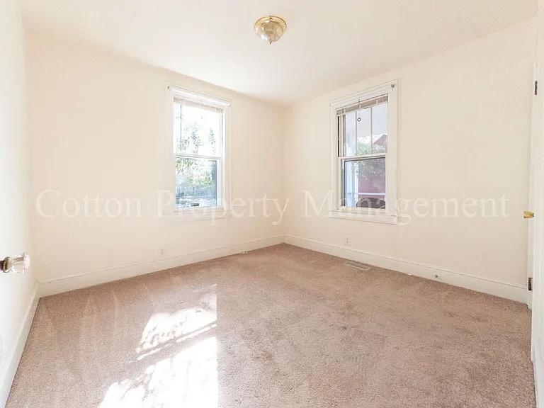 318 Central Blvd — Photo 22