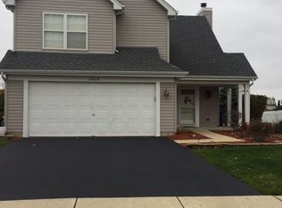 1408 Beaumont Cir, Bartlett, IL 60103