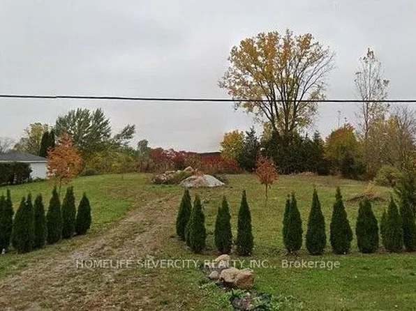 927 McNaughton Ave E, Chatham Kent, ON N7L 0E3