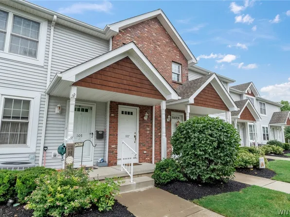 107 Olde Stone Ln, Lancaster, NY 14086