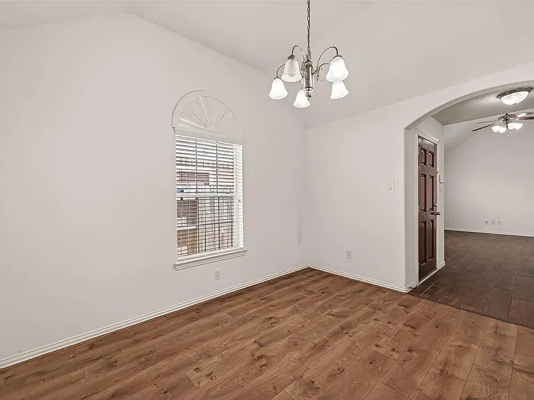 20519 Baron Bend Ln — Photo 2