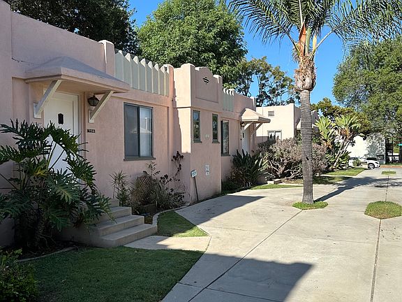 4th image of 746 1/2 S Marengo Ave #746