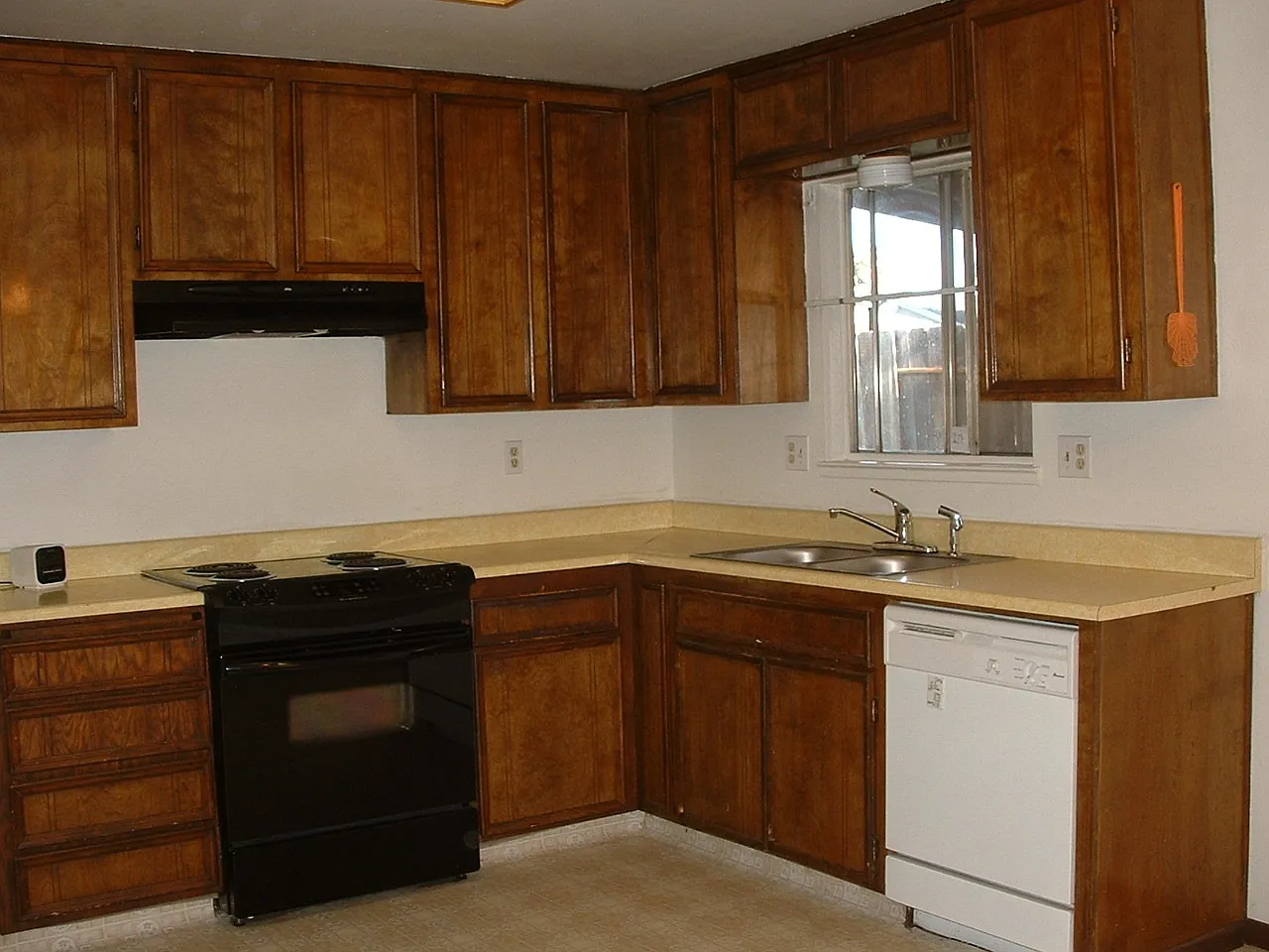 2661 Dow St photo 1