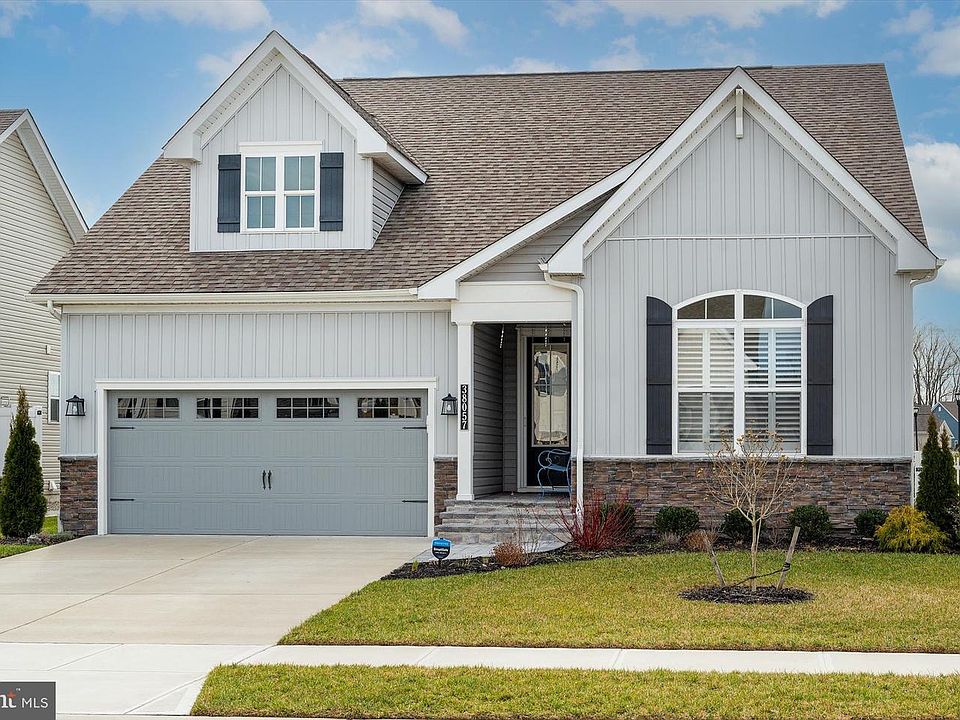 1st image of 38057 Pine Needle Ln