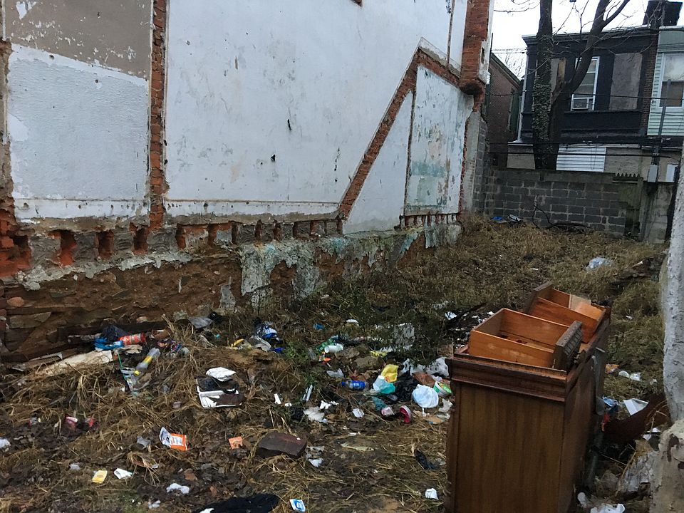 2nd image of 2457 N Colorado St