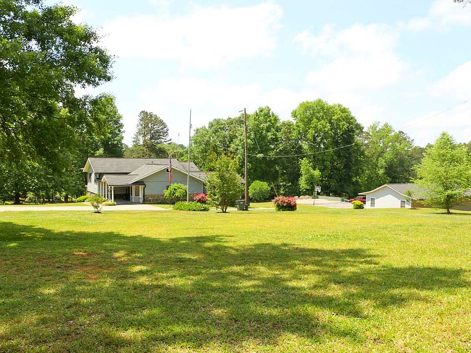 House & detached garage