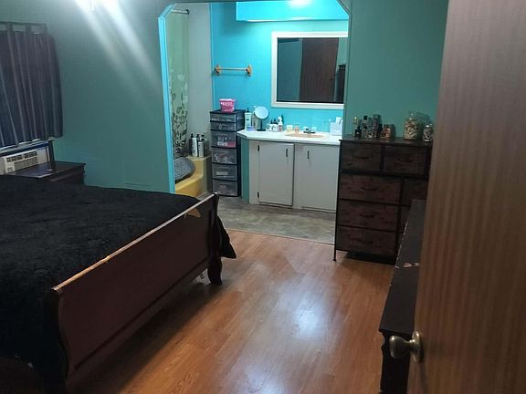 3rd image of 203 Harold Dr