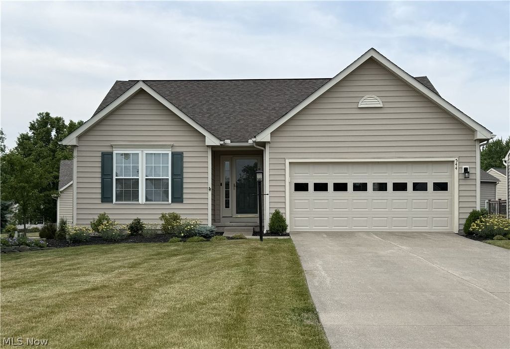 544 Country View Pkwy, Northfield, OH
