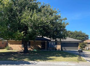 2417 Fir St, Pampa, TX 79065