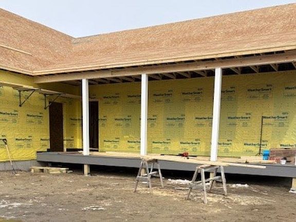 3rd image of 435 (was 469b) McNall Road