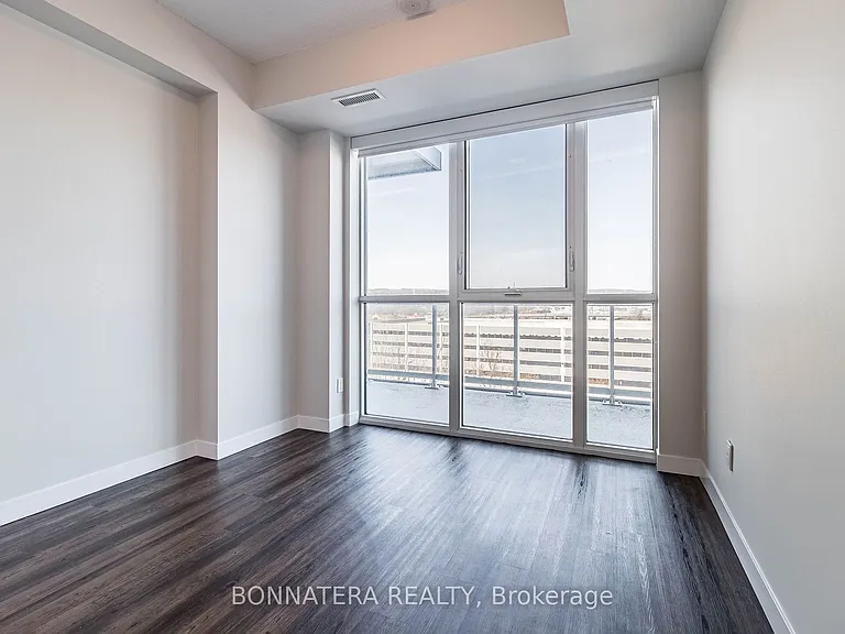 2081 Fairview St #803 — Photo 37