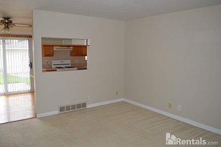 4th image of 349 S Hanlon St