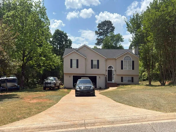 5008 Farmbrook Ln, Gainesville, GA 30507