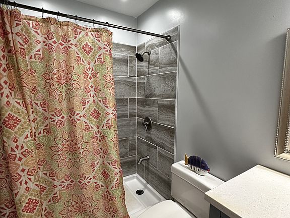 Walk in shower