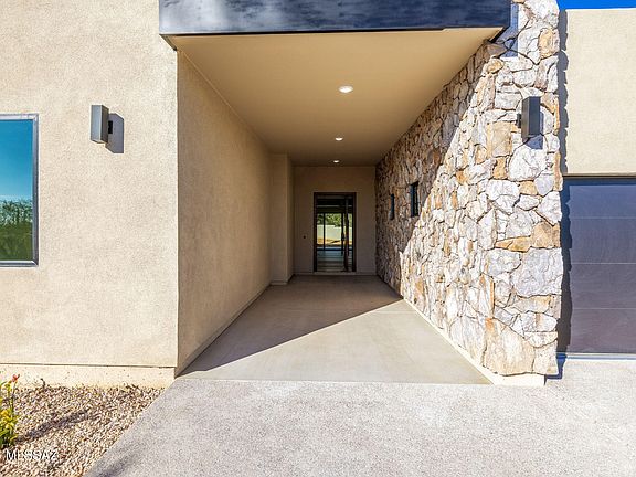 4th image of 9445 E Sanctuary Pl