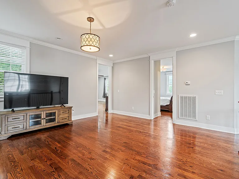 1000B Woodmont Blvd — Photo 8