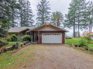 3376 S Camano Dr, Camano Island, WA 98282
