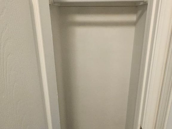 4th image of 678 Savin Ave #2CL