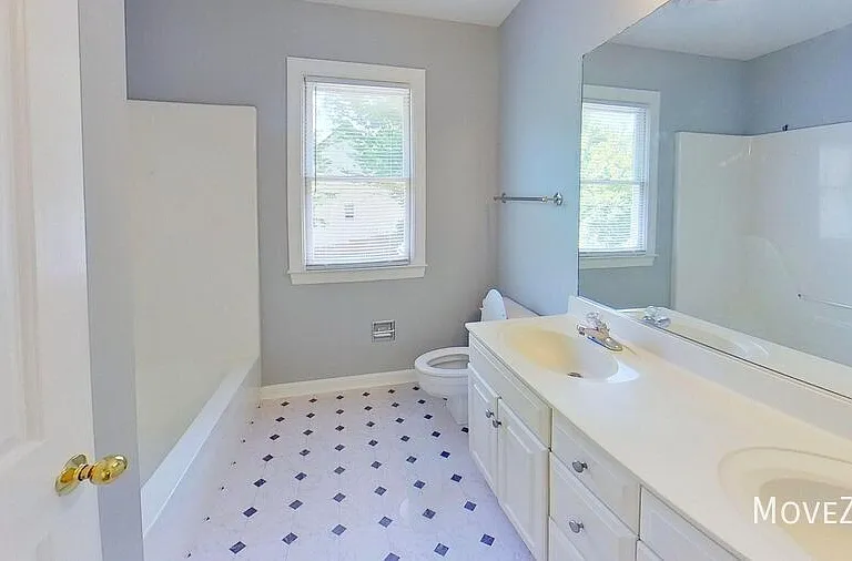 2400 Tweedmore Ct — Photo 41