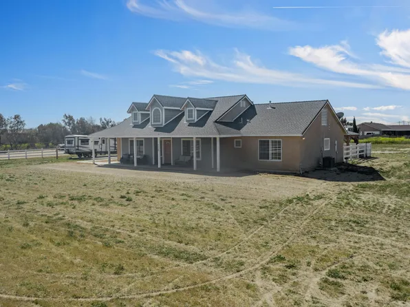 7528 Cypress Ave, Rosamond, CA 93560