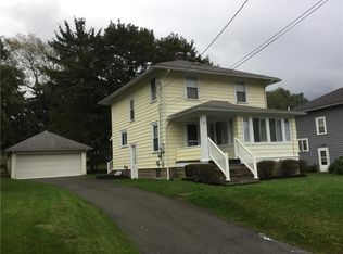 81 Baker Ave, Hermitage, PA 16148