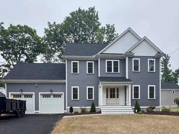 6 Knott St, Attleboro, MA 02703