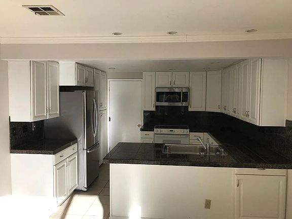 3rd image of 6620 Copperwood Cir