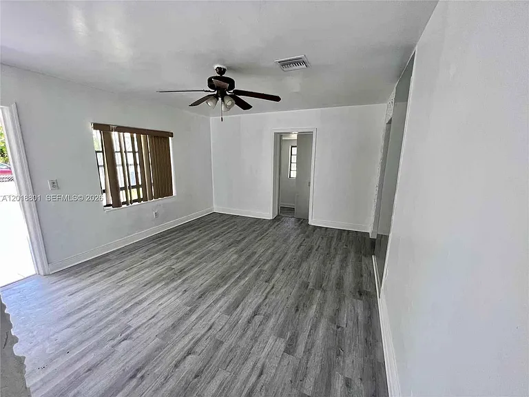 1801 NW 88th St — Photo 15