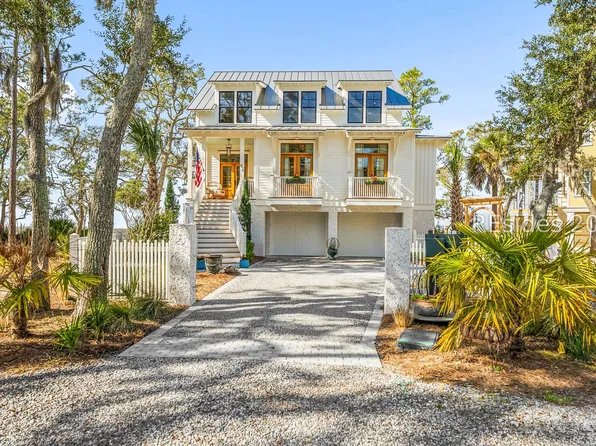 84 Old Oyster Factory Rd, Beaufort, SC 29906